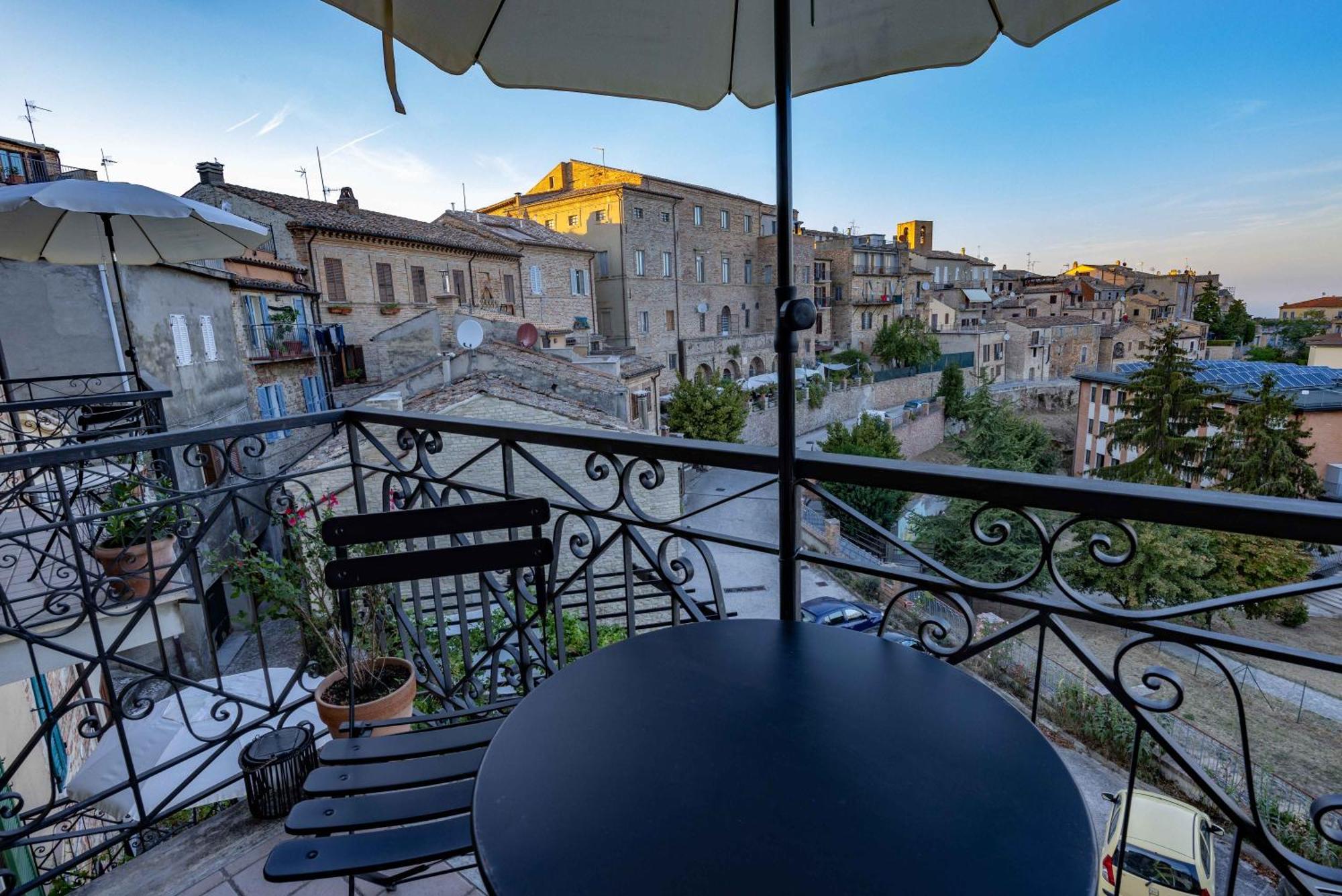 Casa Agello B&B Рипатрансоне Екстериор снимка